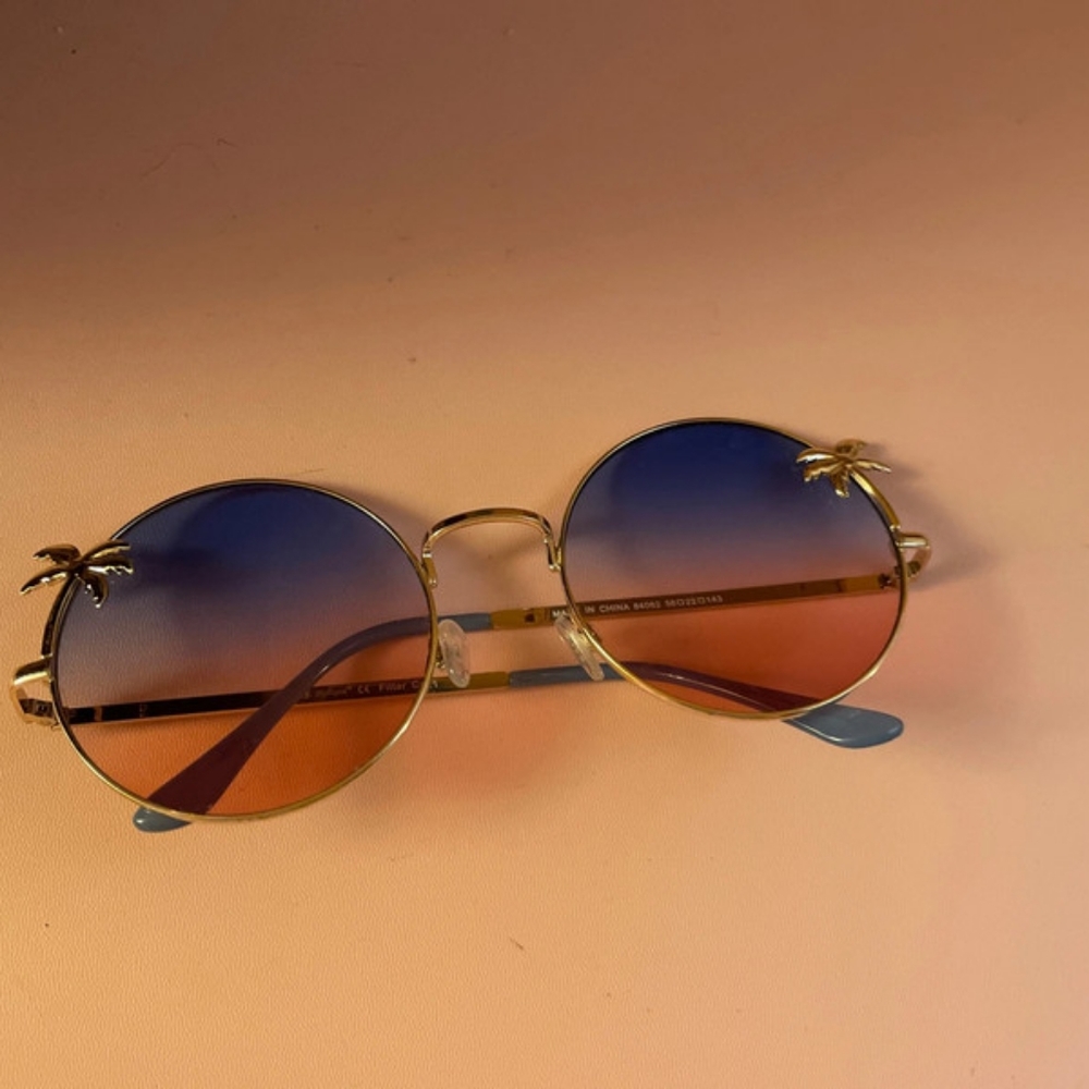 Palm Split Tint Round Sunglasses
